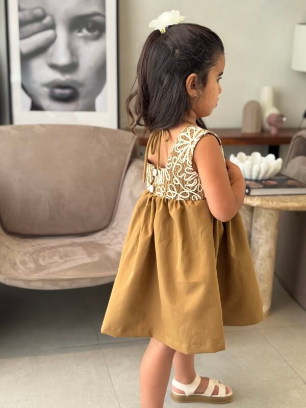 Brown dress - Image 3