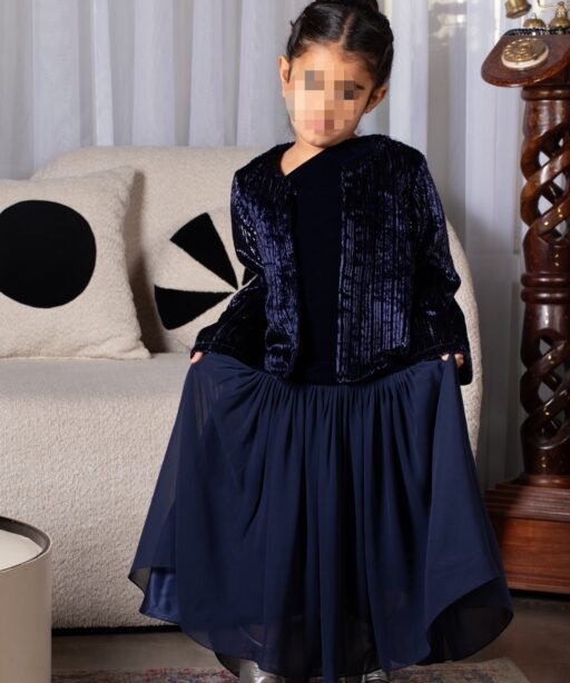 Alternative view of Navy daraa